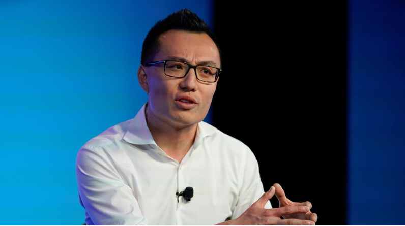 Analysis: Palantir’s Alexander Karp got compensation worth $1.1B last year and DoorDash’s Tony Xu got $400M, both among the biggest CEO pay packages since 2007