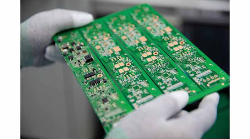 Dialog Semiconductor, whose clients include Apple and Samsung, is in advanced talks to sell the company to Japan’s Renesas Electronics Corp. for ~$5.9B